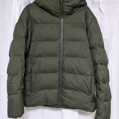 UNIQLO シームレスダウンジャケット