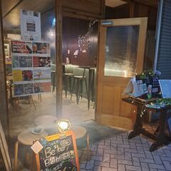 【未経験/週1OK】店長やイベントが変わるバーのバーテンダーさんの画像