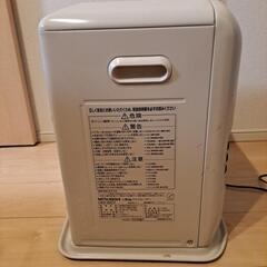 石油ファンヒーターの画像