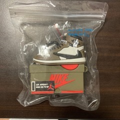 【新品】AirPodsケースカバーの画像