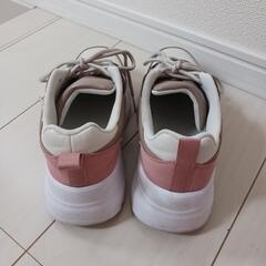 【決定】GU Sサイズ靴 スニーカーの画像