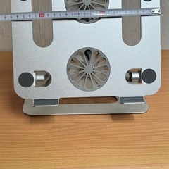 ノートパソコン冷却スタンド 大風量冷却ファン搭載の画像