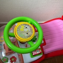 決まりました！キティーちゃん　乗れる車の画像