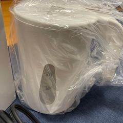 新品未使用品  必要時にすぐに沸かせれる ラノー電気ケトル1L MMJ-0674 1Lの画像