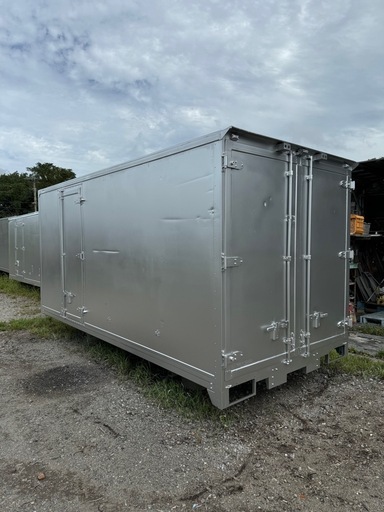 仕上げ済み！断熱材入り！横扉！バイクガレージ！使い勝手抜群！倉庫物置用  保冷3トンロングワイドコンテナ