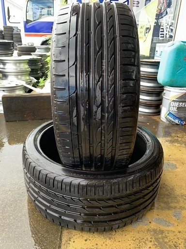 255/35 ZR21 ヨコハマ　アドバン　17年バリ溝

