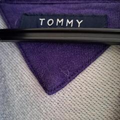 TOMMYメンズパーカーの画像