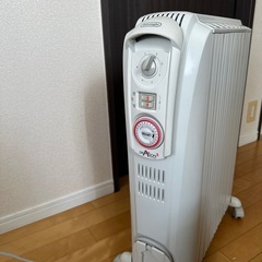 デロンギ オイルヒーター ドラゴン3　d091549efsの画像