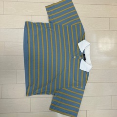 クロップド丈の
ポロシャツ