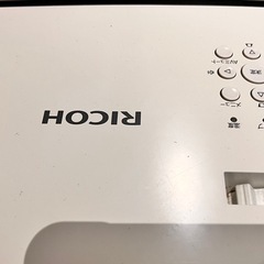 プロジェクター　RICOHの画像