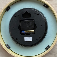かわいいパステル調　壁掛け時計　電波時計
の画像