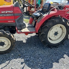 三菱MT240中古4WD ディーゼル パワステ 、自動水平 、正逆転PTO24馬力埼玉県の画像