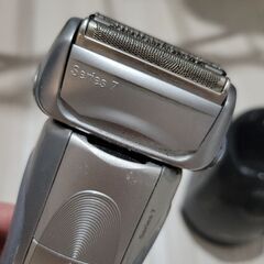 BRAUN Series7　電気シェーバーの画像