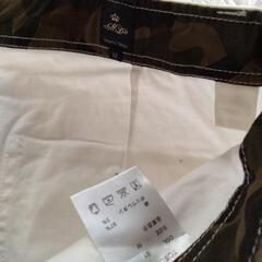 新品メンズ白パンツ　Мサイズ　ワイドパンツ　未使用　の画像