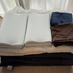 1回使用のみ★シングルまくら＋掛け布団＋敷布団セットx2組