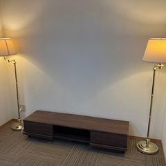 スタンド間接照明器具 2個です