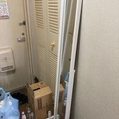 白い鏡