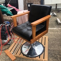 バーバーチェア　美容院　椅子　レトロ　ブラック　