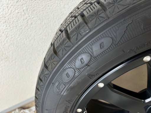 SUV用　スタッドレス　タイヤホイールセット
