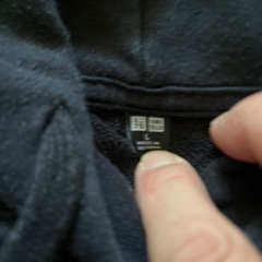 UNIQLOパーカーとスエットパンツの画像