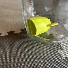 米びつ，カップの画像