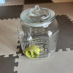 米びつ，カップ