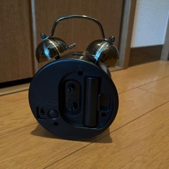 ベル型　目覚まし時計の画像