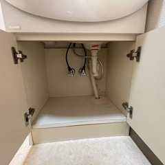 取引終了●タダであげます●洗面化粧台巾60cm。1面鏡、シャワー水栓の画像