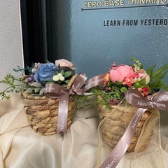 かご　フラワーアレンジ　お花畑