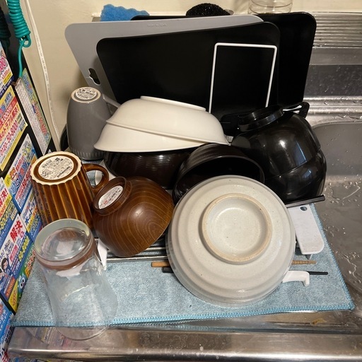 家電、日用品、食器などまとめてのお取り引き
