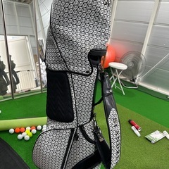 St ANDREWSゴルフバッグ
の画像