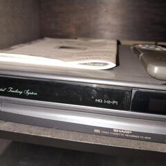 ブラウン管テレビ、ビデオデッキ、テレビ台セットでの画像