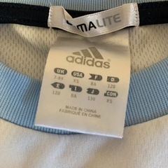 adidasユニフォーム128の画像
