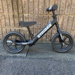 ストライダー STRIDER スポーツモデル 12インチ　ブラッ...