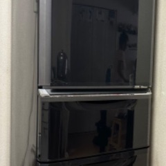 3ドア370ltr冷蔵庫の画像