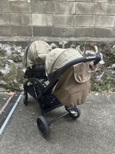 joie2人乗り用ベビーカー