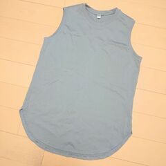 996【5+1】UNIQLO タンクトップ