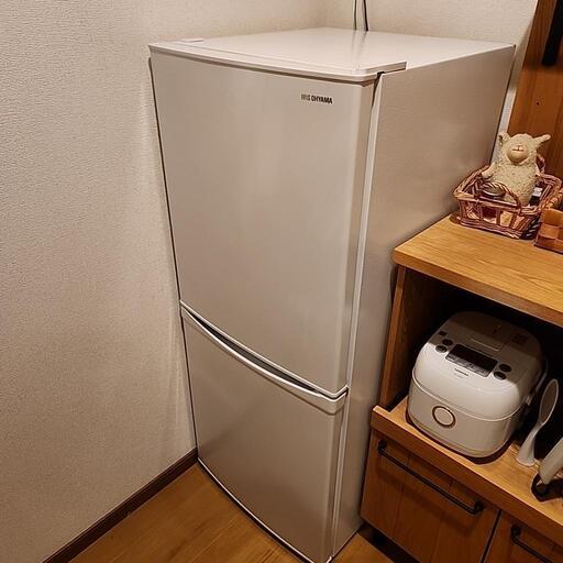 冷蔵庫譲ります！