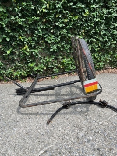 香川高松横付け　昭和旧車実用運搬自転車のサイドカー　骨董品