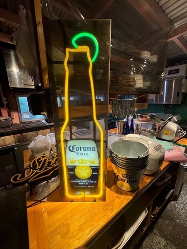 コロナビールネオン看板