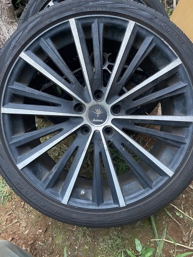 ヨコハマタイヤ　ホイール　19インチ