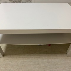テーブル