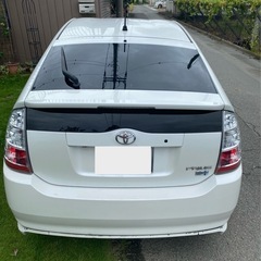 20系プリウス　後期型　Gツーリング　パール白の画像