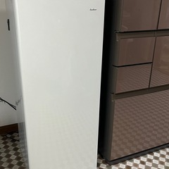 三ツ星貿易冷凍ストッカー自動霜取り114Lジャンク品