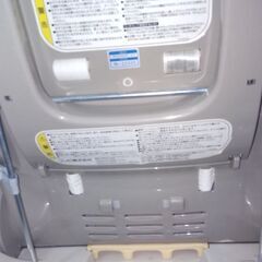 コンビ ハイローチェア 電動スイング ベビーチェアの画像