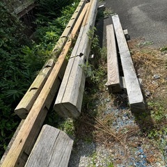 大きな通し柱おおよそ110年前物です