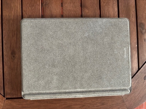 Microsoft Surface Go 10” ノートパソコン　キーボード付き 