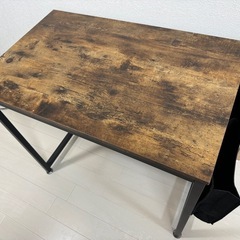 Beemyi デスクの画像