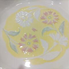 figaro　花柄　 皿　前畑陶器の画像