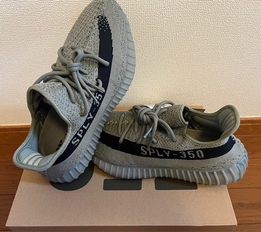 新品　yeezy boost 350 v2